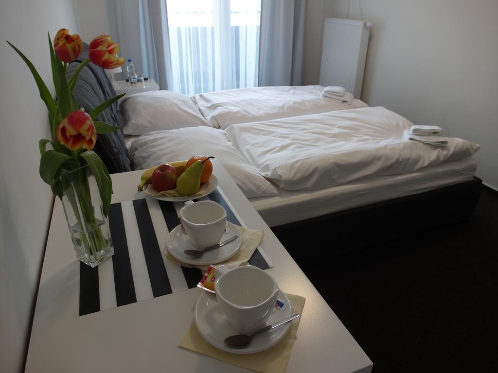 Hotel Harfa Prague Exterior photo