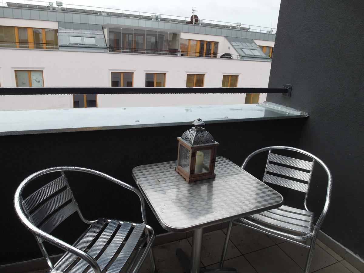 Hotel Harfa Prague Exterior photo