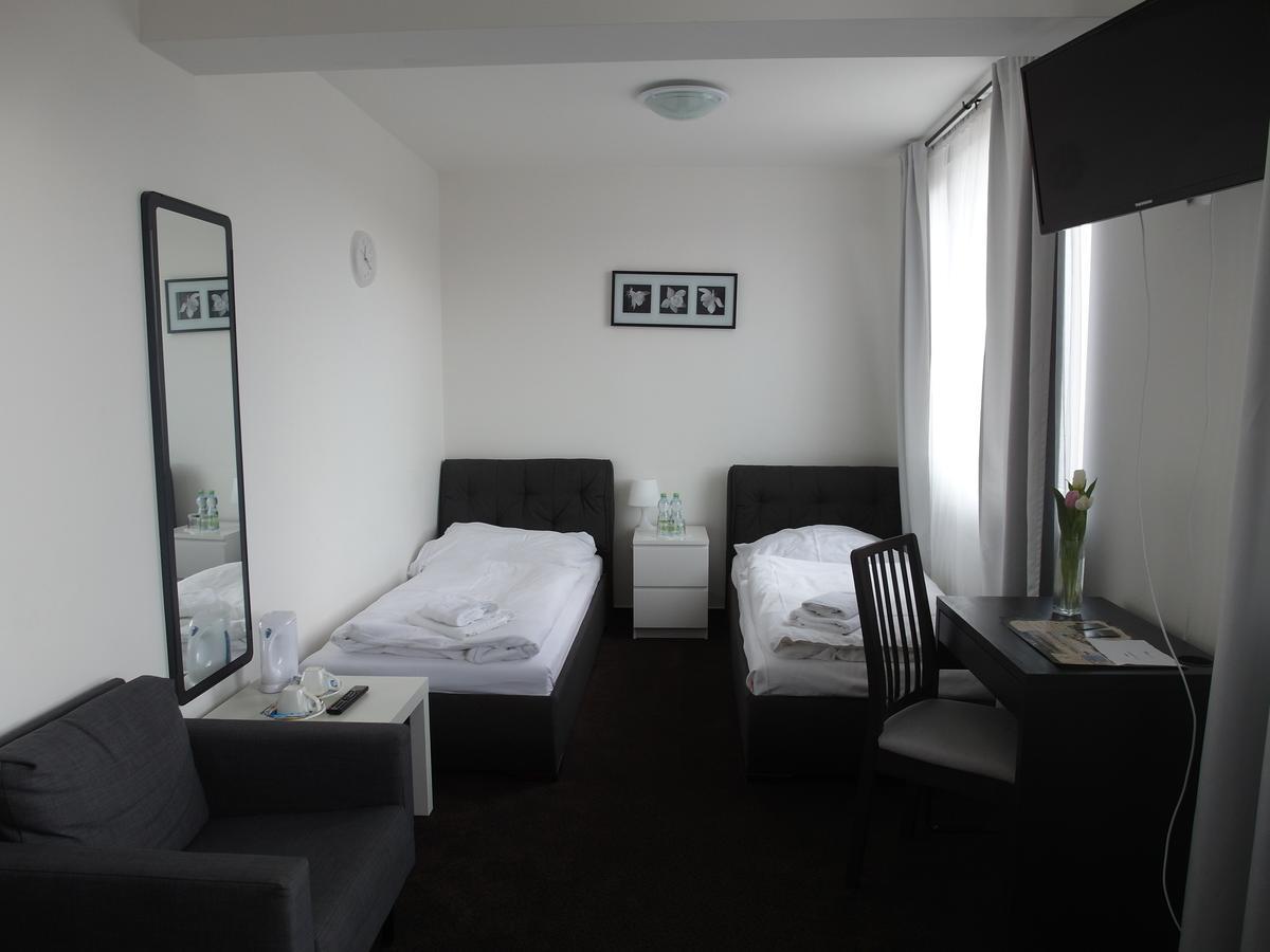 Hotel Harfa Prague Room photo