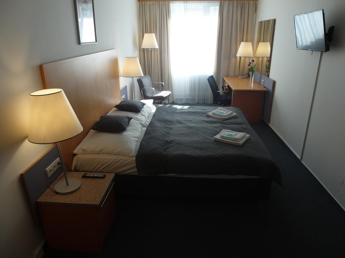Hotel Harfa Prague Exterior photo