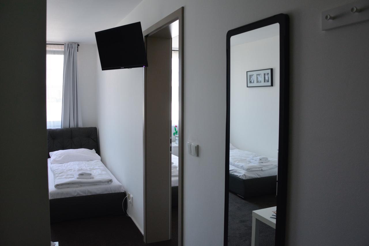 Hotel Harfa Prague Exterior photo